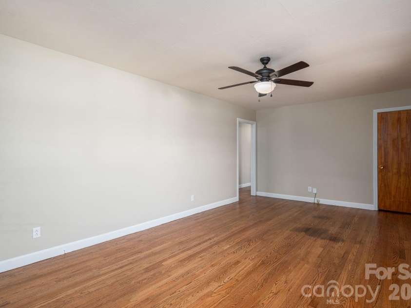 828 Main Street, Shelby, NC 28150.  MLS# CAR4335680, YatesRealty ID 5883. 