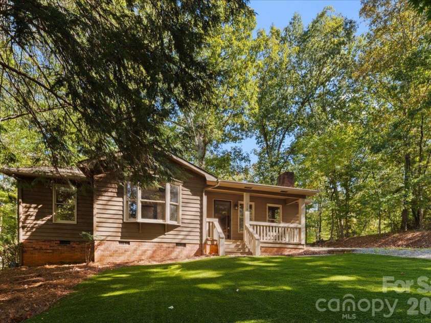 119 Pioneer Drive, Mount Gilead, NC 27306.  MLS# CAR4438010, YatesRealty ID 58835. 