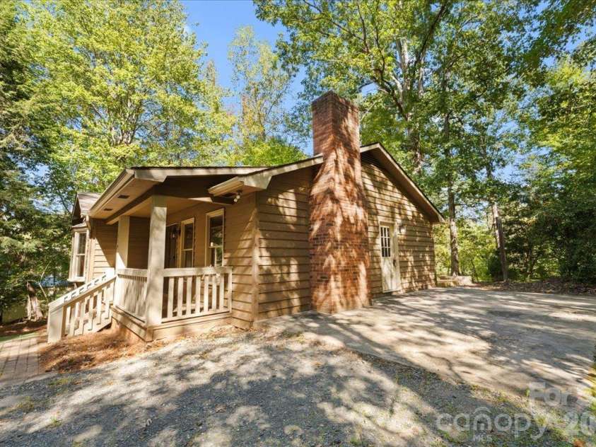 119 Pioneer Drive, Mount Gilead, NC 27306.  MLS# CAR4438010, YatesRealty ID 58835. 