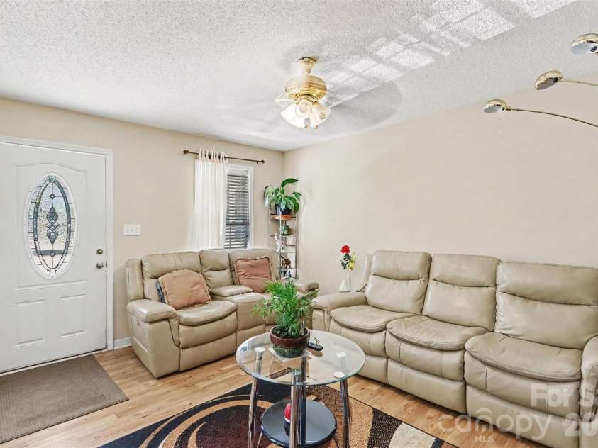 248 Southcircle Drive, Concord, NC 28027.  MLS# CAR4434326, YatesRealty ID 58837. 