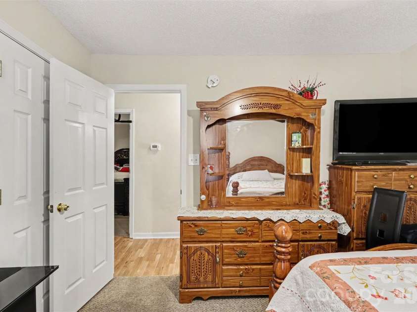 248 Southcircle Drive, Concord, NC 28027.  MLS# CAR4434326, YatesRealty ID 58837. 