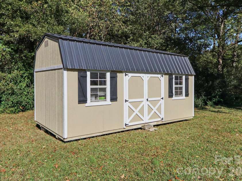 248 Southcircle Drive, Concord, NC 28027.  MLS# CAR4434326, YatesRealty ID 58837. 