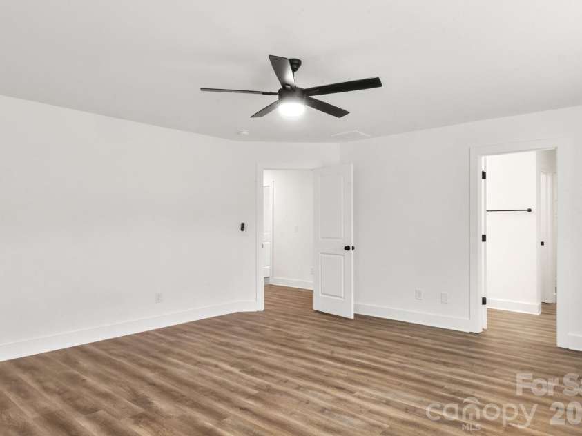 3004 Woodlands Creek Drive, Monroe, NC 28110.  MLS# CAR4215093, YatesRealty ID 5884. 