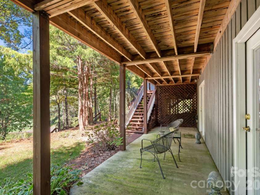 263 Hideaway Lane, Mooresville, NC 28117.  MLS# CAR4434767, YatesRealty ID 58842. 