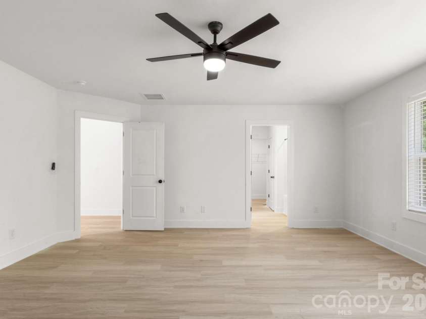 3040 Woodlands Creek Drive, Monroe, NC 28110.  MLS# CAR4248757, YatesRealty ID 5885. 