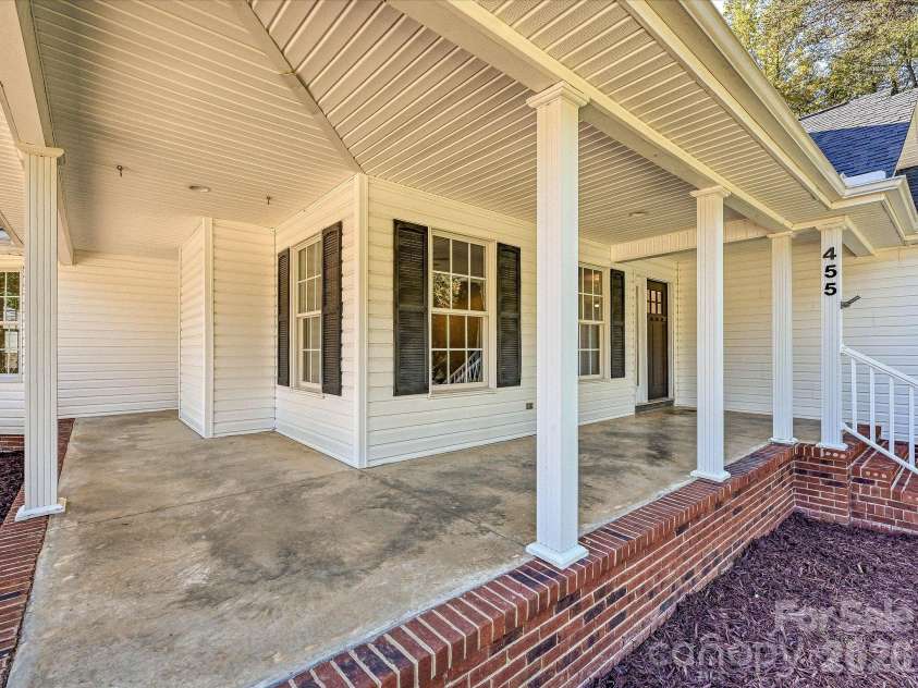 455 Pine Hill Road, Salisbury, NC 28144.  MLS# CAR4438406, YatesRealty ID 58862. 
