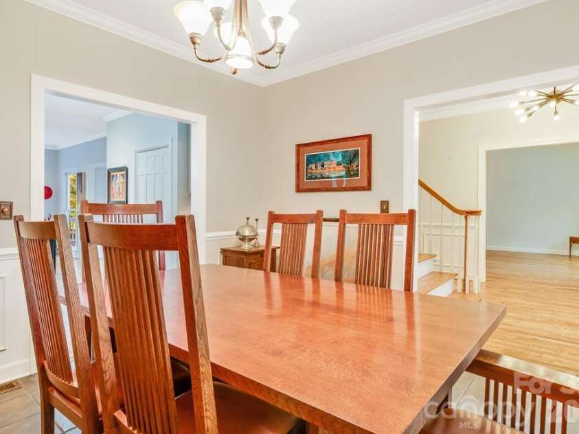 107 SUNNINGDALE Drive, Flat Rock, NC 28731.  MLS# CAR4437794, YatesRealty ID 58868. 