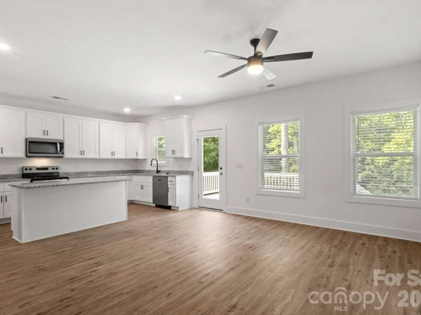 3022 Woodlands Creek Drive, Monroe, NC 28110.  MLS# CAR4239910, YatesRealty ID 5887. 