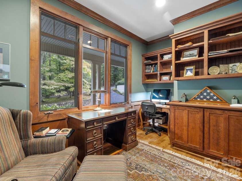 231 Mockingbird Hill Road, Landrum, SC 29356.  MLS# CAR4438526, YatesRealty ID 58889. 