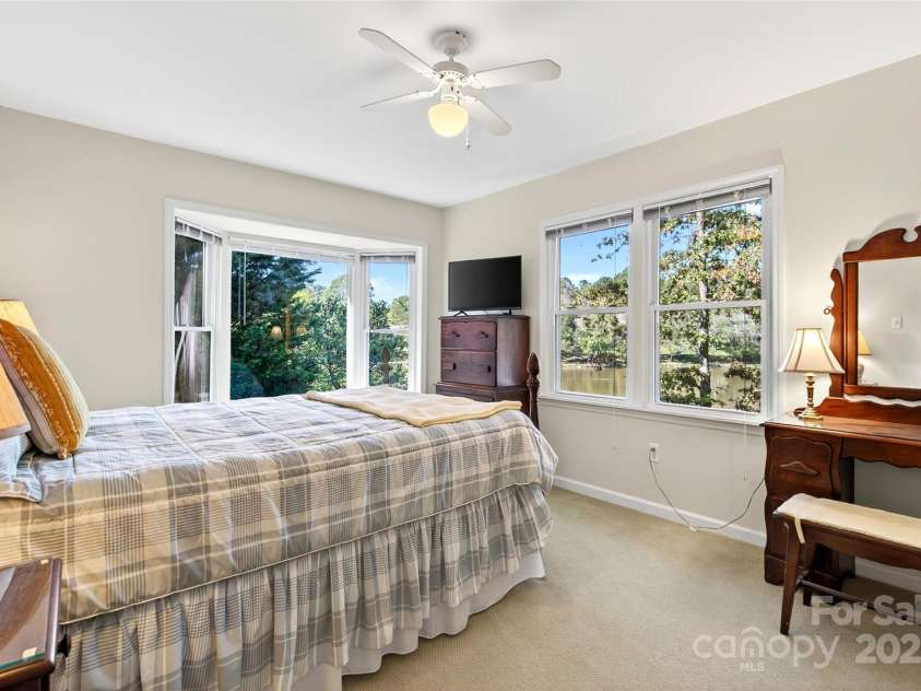 211 Rhododendron Avenue, Black Mountain, NC 28711.  MLS# CAR4307265, YatesRealty ID 589. 