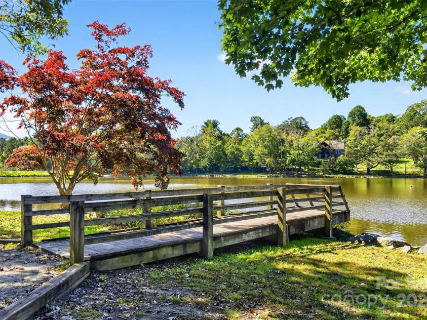 211 Rhododendron Avenue, Black Mountain, NC 28711.  MLS# CAR4307265, YatesRealty ID 589. 