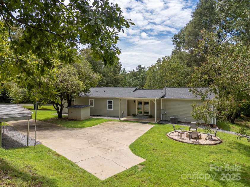 221 Red Barn Road, Ellenboro, NC 28040.  MLS# CAR4292688, YatesRealty ID 589. 