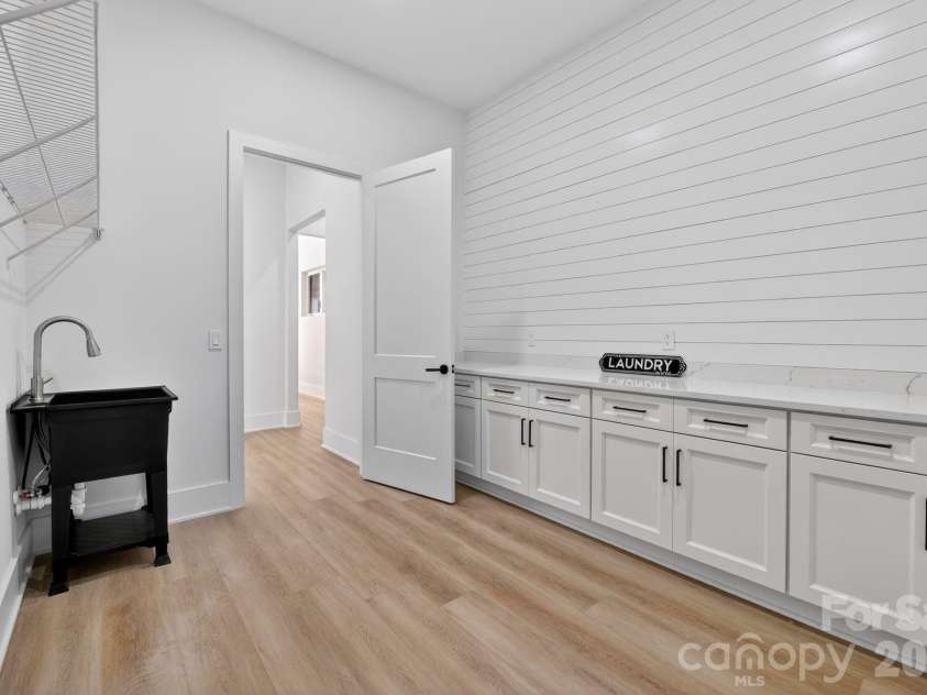 414 Rugby Road, Salisbury, NC 28144.  MLS# CAR4357048, YatesRealty ID 5890. Laundry Room