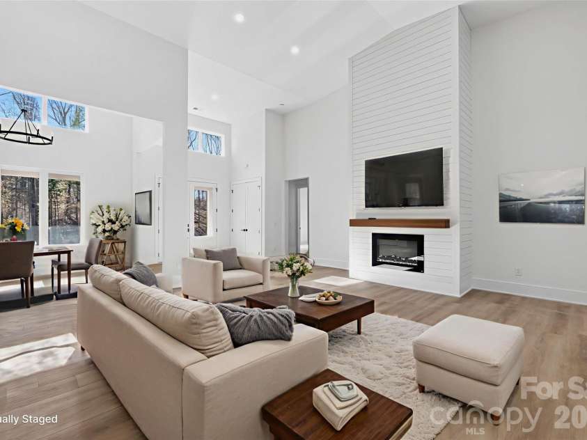 414 Rugby Road, Salisbury, NC 28144.  MLS# CAR4357048, YatesRealty ID 5890. Living Room - Virtual Staging