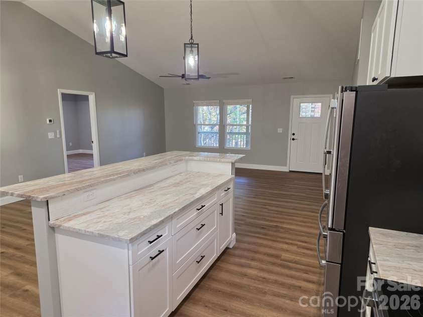 137 Carroll Mountain Road, Horse Shoe, NC 28742.  MLS# CAR4438221, YatesRealty ID 58905. KITCHEN