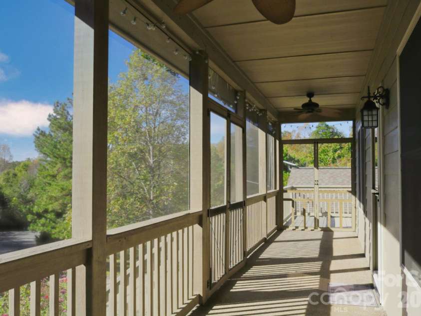 586 Willowby Run, Union Mills, NC 28167.  MLS# CAR4435771, YatesRealty ID 58906. 