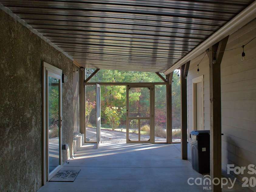 586 Willowby Run, Union Mills, NC 28167.  MLS# CAR4435771, YatesRealty ID 58906. 