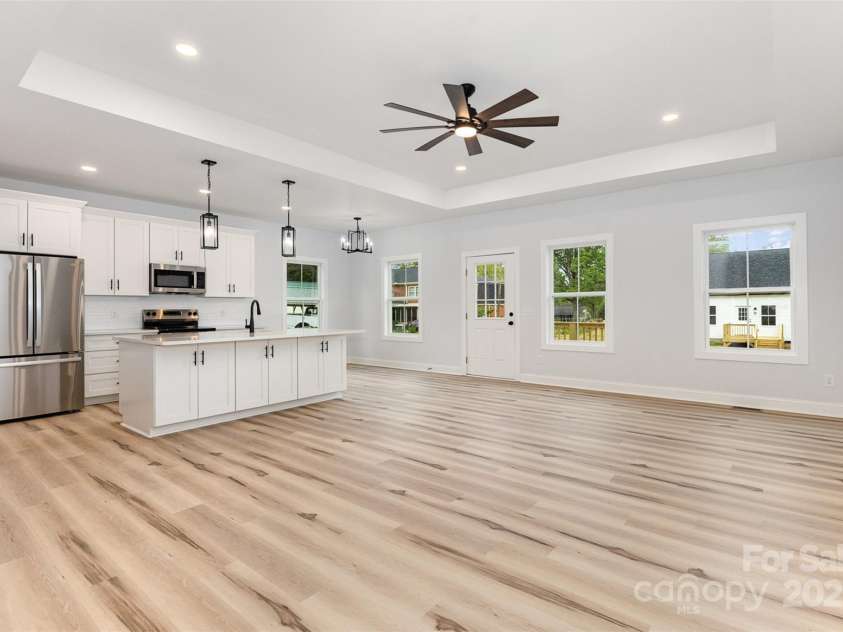 409 Bost Street, Kannapolis, NC 28081.  MLS# CAR4234386, YatesRealty ID 5891. 