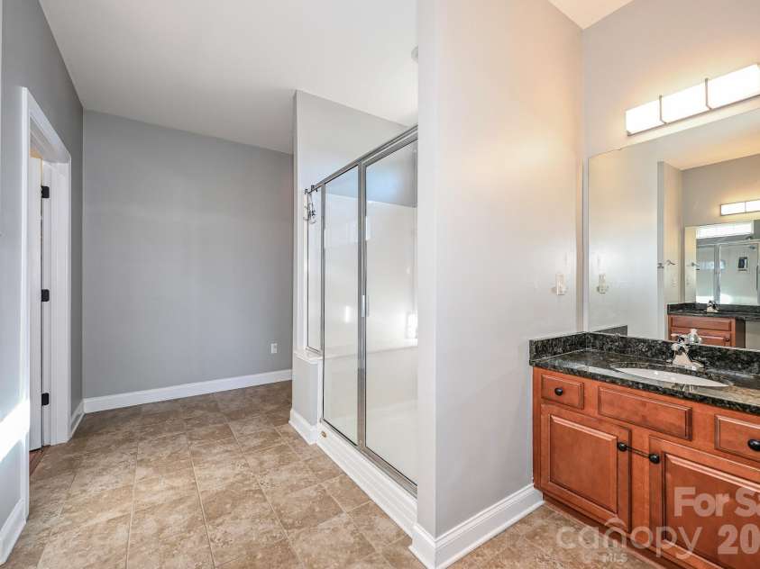 1004 Stoney Ford Lane, Indian Trail, NC 28079.  MLS# CAR4437528, YatesRealty ID 58912. Primary Bath