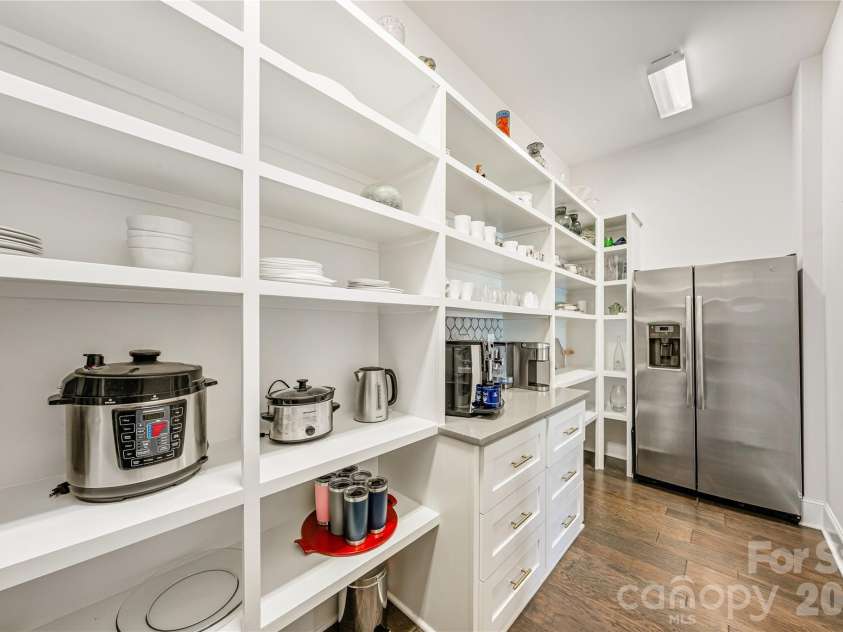 15910 Heath Aster Way, Davidson, NC 28036.  MLS# CAR4334328, YatesRealty ID 5892. 