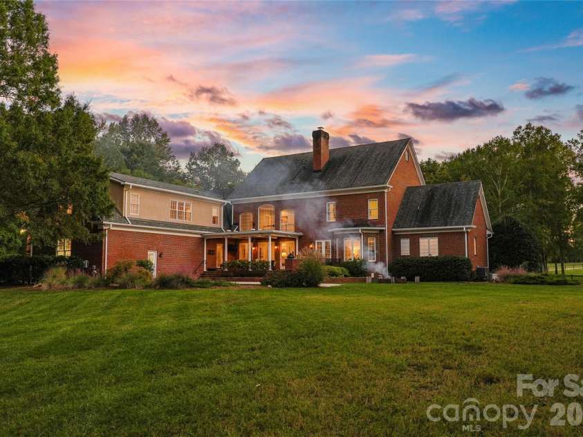 5971 Union Road, Gastonia, NC 28056.  MLS# CAR4437677, YatesRealty ID 58920. Back Yard
