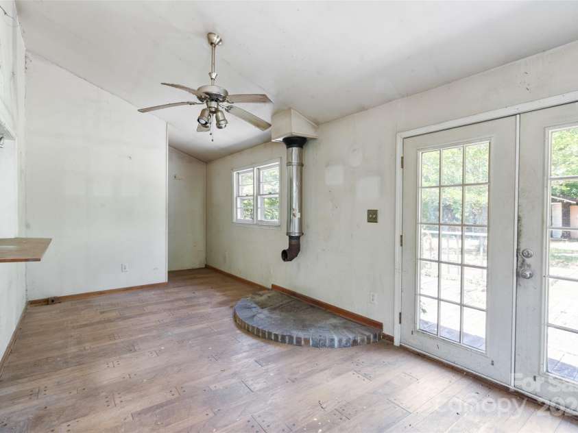 629 Priddy Loop, Stoneville, NC 27048.  MLS# CAR4170192, YatesRealty ID 5893. 