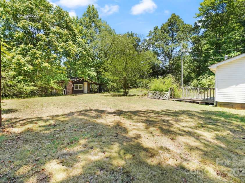 629 Priddy Loop, Stoneville, NC 27048.  MLS# CAR4170192, YatesRealty ID 5893. 