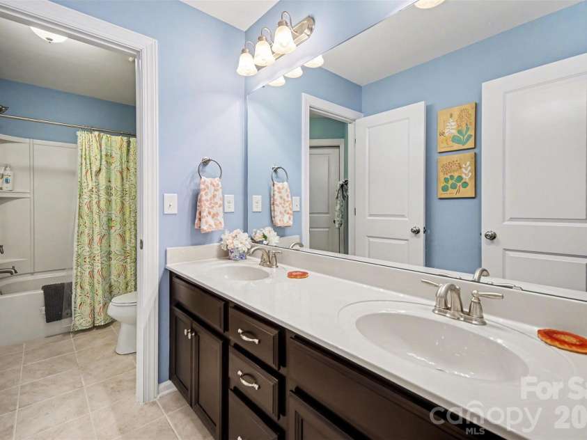 1008 Archibald Avenue, Fort Mill, SC 29708.  MLS# CAR4349204, YatesRealty ID 5894. Bathroom 2