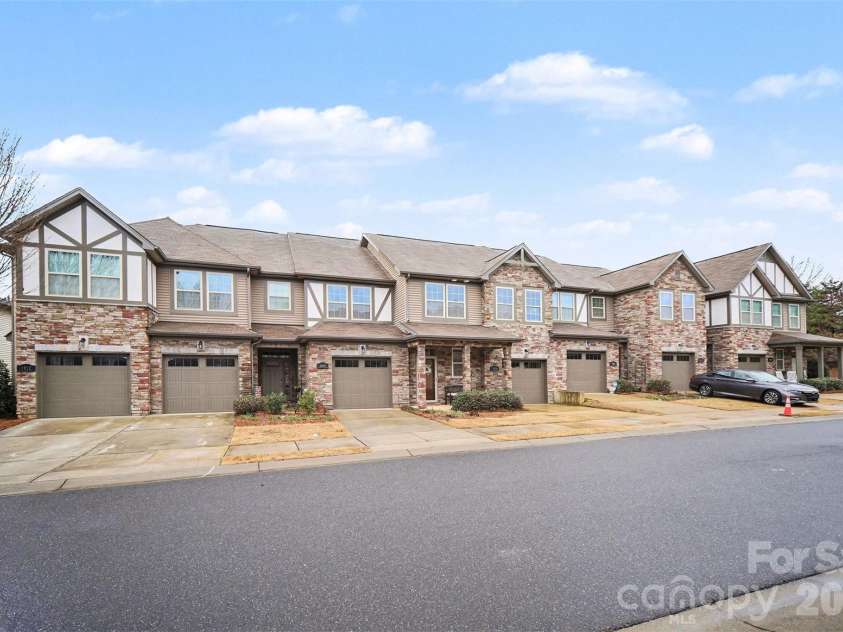 1008 Archibald Avenue, Fort Mill, SC 29708.  MLS# CAR4349204, YatesRealty ID 5894. Front Exterior