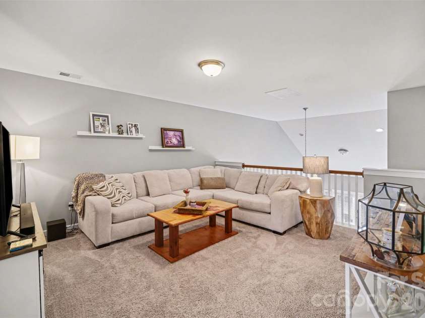 1008 Archibald Avenue, Fort Mill, SC 29708.  MLS# CAR4349204, YatesRealty ID 5894. Upstairs Loft