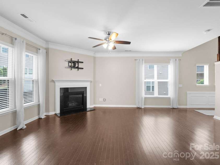 6619 Portland Rose Lane, Charlotte, NC 28210.  MLS# CAR4241959, YatesRealty ID 5894. 
