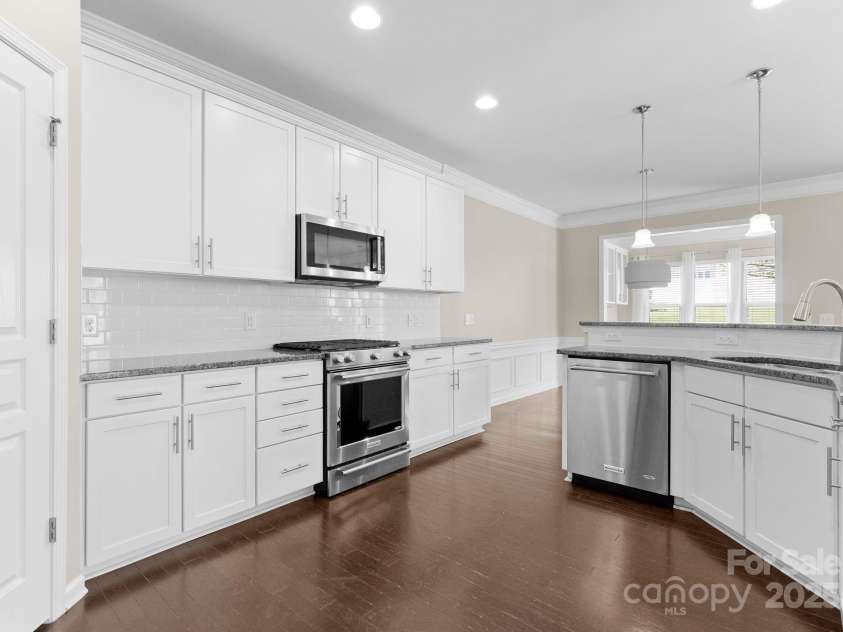 6619 Portland Rose Lane, Charlotte, NC 28210.  MLS# CAR4241959, YatesRealty ID 5894. 