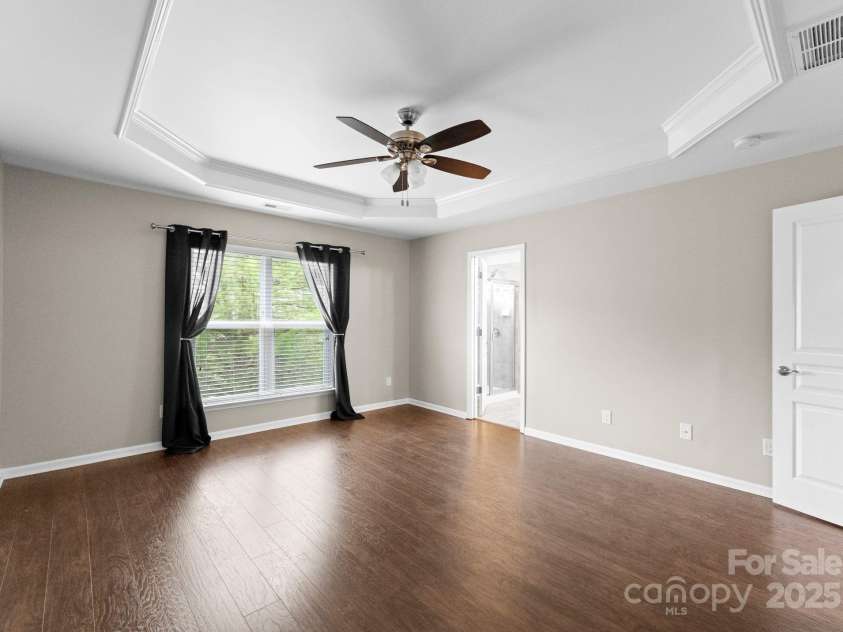 6619 Portland Rose Lane, Charlotte, NC 28210.  MLS# CAR4241959, YatesRealty ID 5894. 