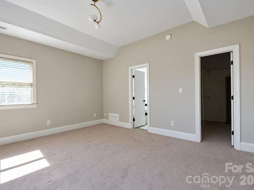 2122 Griffith Road, Monroe, NC 28112.  MLS# CAR4436310, YatesRealty ID 58954. 