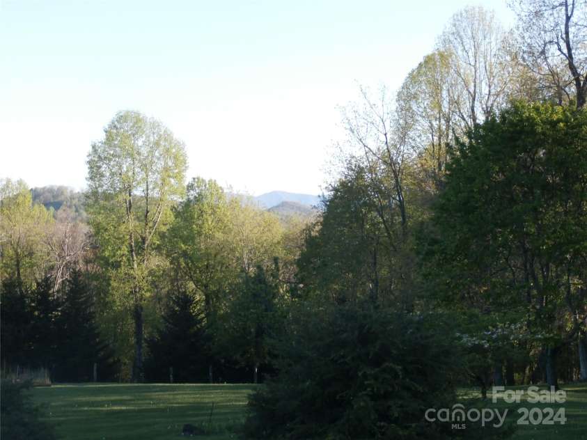 288 Firetower Road, Spruce Pine, NC 28777.  MLS# CAR4135750, YatesRealty ID 5896. 