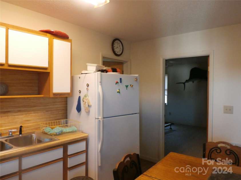 288 Firetower Road, Spruce Pine, NC 28777.  MLS# CAR4135750, YatesRealty ID 5896. Apartment kitchen