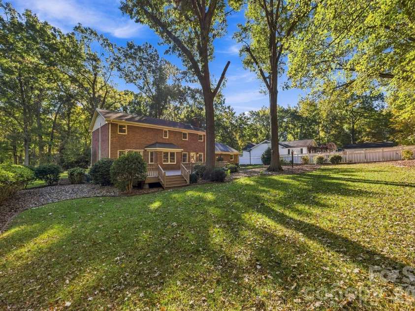 405 Hillcrest Drive, Harris, NC 28075.  MLS# CAR4438544, YatesRealty ID 58975. 