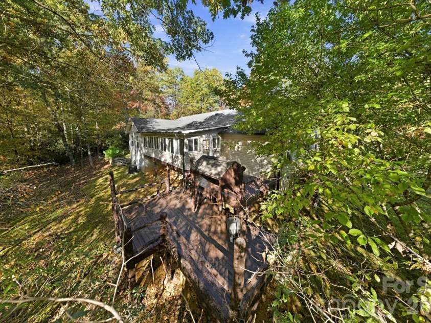 235 Inez Drive, Rosman, NC 28772.  MLS# CAR4438365, YatesRealty ID 58976. 