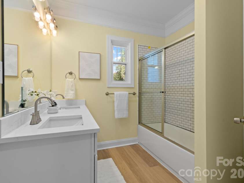 304 Gay Street, Lancaster, SC 29720.  MLS# CAR4311434, YatesRealty ID 5898. Hall bath