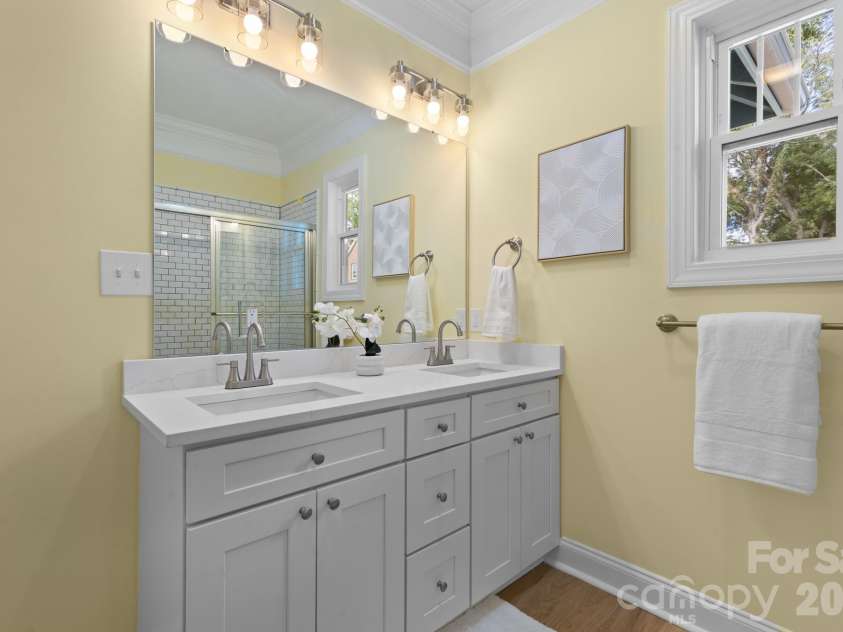 304 Gay Street, Lancaster, SC 29720.  MLS# CAR4311434, YatesRealty ID 5898. Hall bath