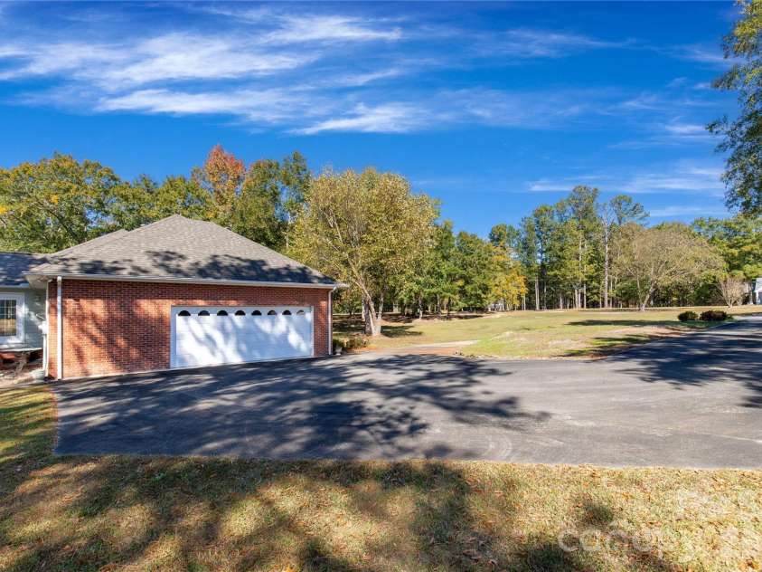 2934 Cane Mill Road, Lancaster, SC 29720.  MLS# CAR4436683, YatesRealty ID 58981. 