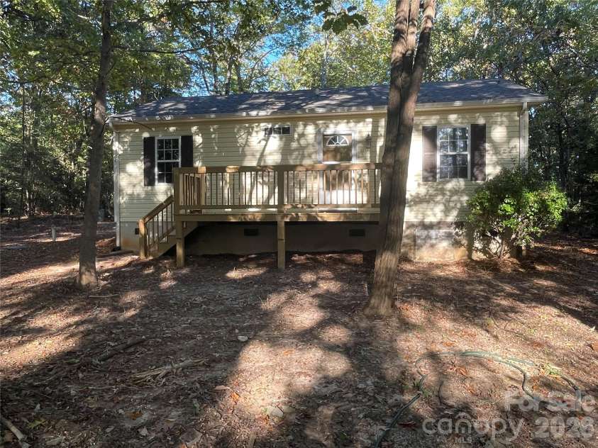 1143 Old NC 105 None, Nebo, NC 28761.  MLS# CAR4424574, YatesRealty ID 58988. Rear deck