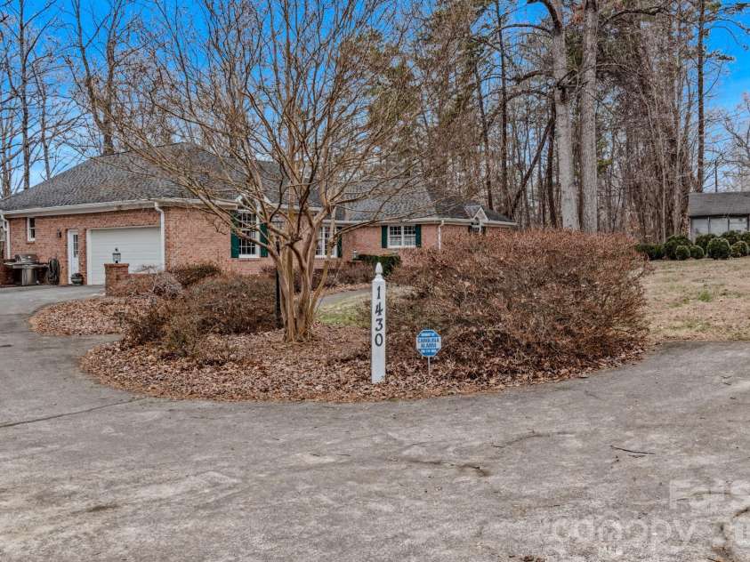 1430 Messick Oaks Trail, Lewisville, NC 27023.  MLS# CAR4351342, YatesRealty ID 5899. 
