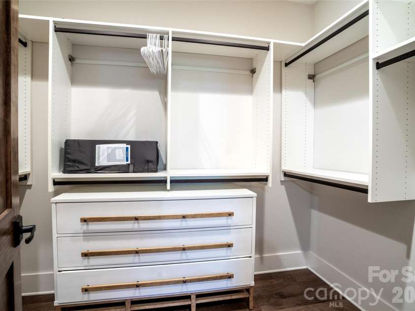 2349 Cornwallis Trail, Nebo, NC 28761.  MLS# CAR4201741, YatesRealty ID 590. Main Level Bedroom Closet