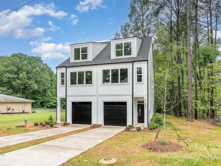 339 Gray Drive, Charlotte, NC 28213.  MLS# CAR4214778, YatesRealty ID 590. 