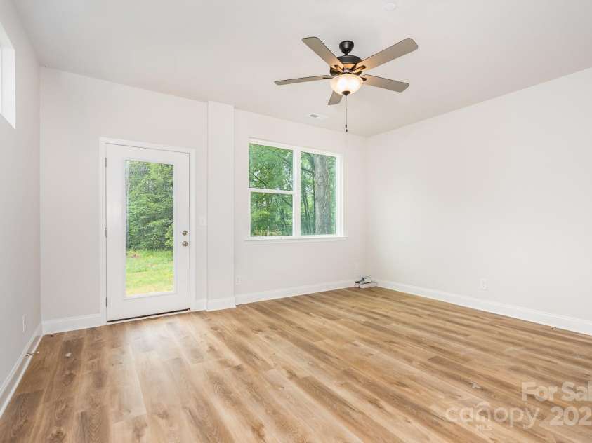 339 Gray Drive, Charlotte, NC 28213.  MLS# CAR4214778, YatesRealty ID 590. 