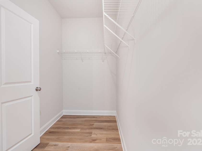 339 Gray Drive, Charlotte, NC 28213.  MLS# CAR4214778, YatesRealty ID 590. 