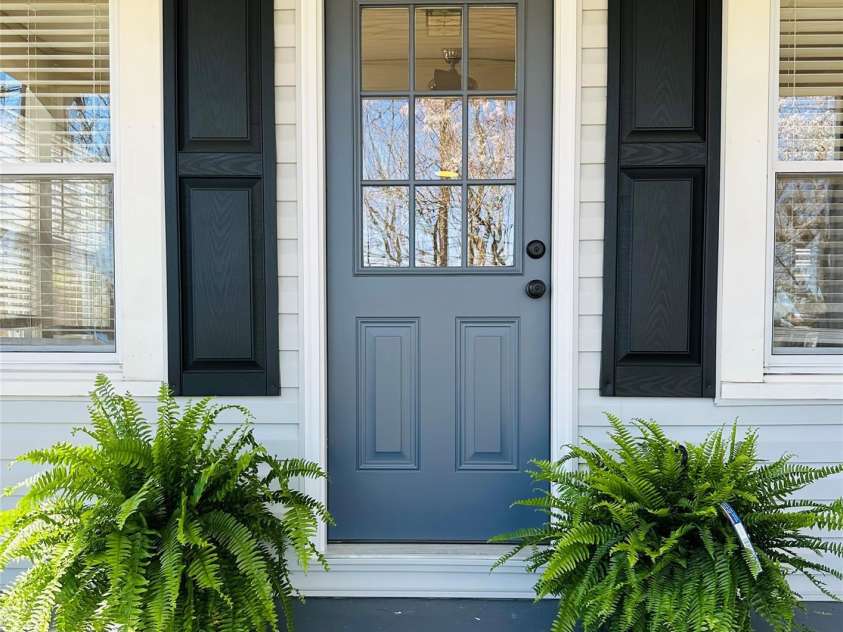 1385 5th Street, Hickory, NC 28601.  MLS# CAR4235829, YatesRealty ID 5901. 