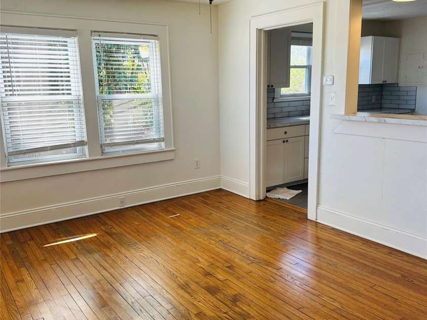 1385 5th Street, Hickory, NC 28601.  MLS# CAR4235829, YatesRealty ID 5901. 