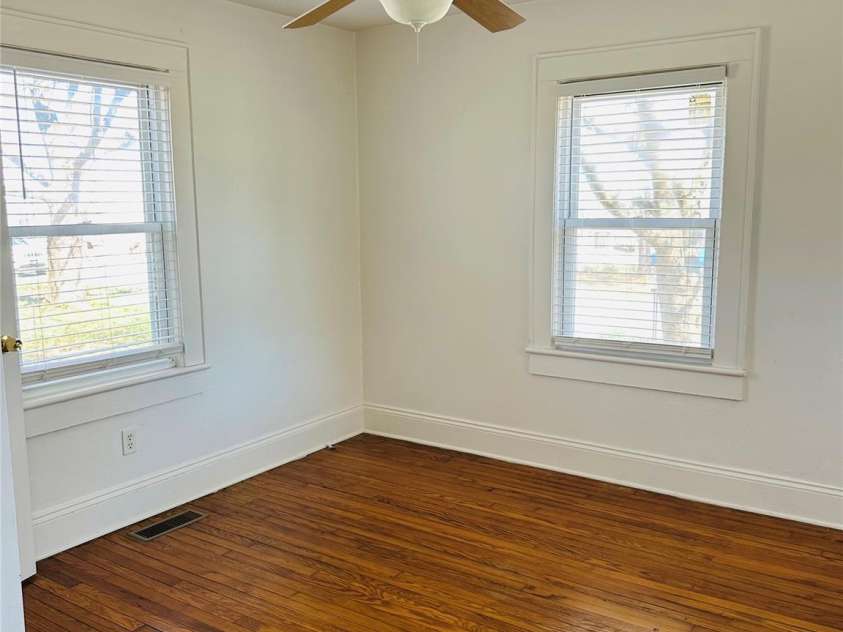 1385 5th Street, Hickory, NC 28601.  MLS# CAR4235829, YatesRealty ID 5901. 